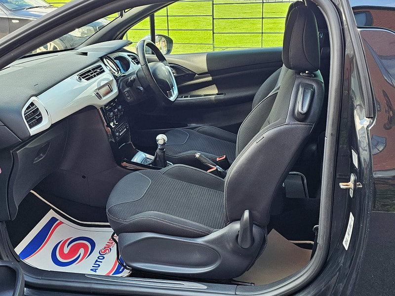 Citroen DS3 1.6 HDi Black Euro 5 3dr