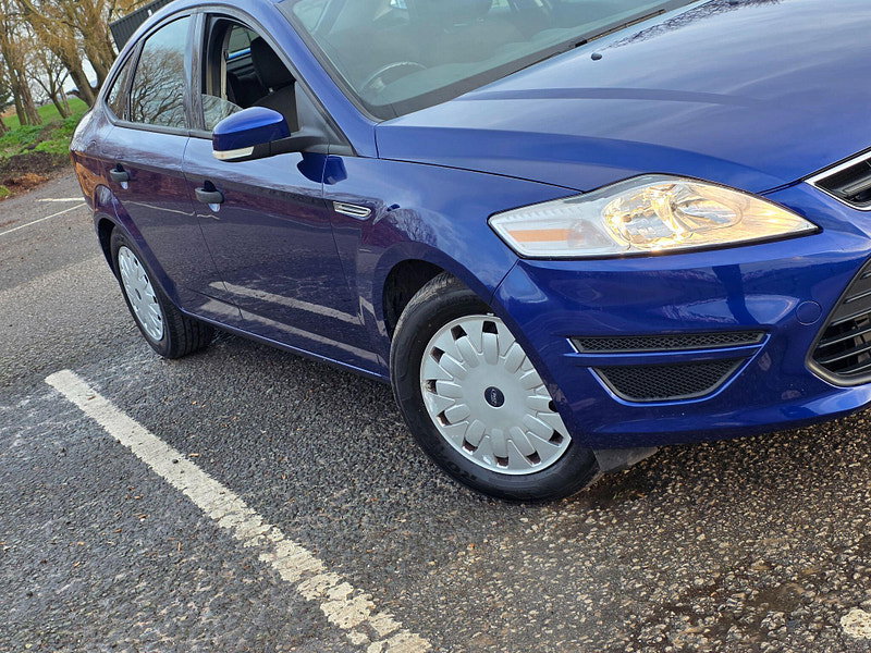 Ford Mondeo 1.6 TDCi ECOnetic Edge Euro 5 (s/s) 5dr