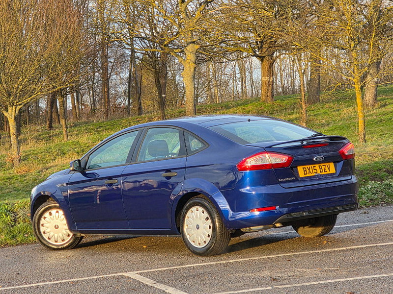 Ford Mondeo 1.6 TDCi ECOnetic Edge Euro 5 (s/s) 5dr