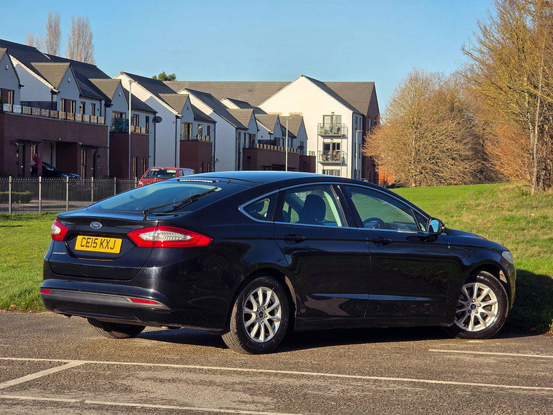 Ford Mondeo 2.0 TDCi ECOnetic Zetec Euro 6 (s/s) 5dr