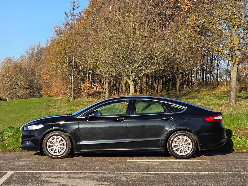 Ford Mondeo 2.0 TDCi ECOnetic Zetec Euro 6 (s/s) 5dr