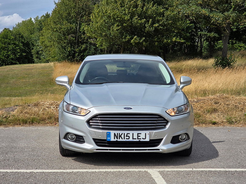Ford Mondeo 2.0 TDCi ECOnetic Zetec Hatchback 5dr Diesel Manual Euro 6 (s/s) (150 ps)