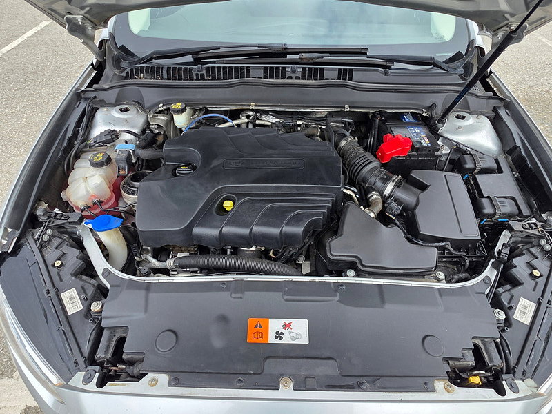 Ford Mondeo 2.0 TDCi ECOnetic Zetec Hatchback 5dr Diesel Manual Euro 6 (s/s) (150 ps)