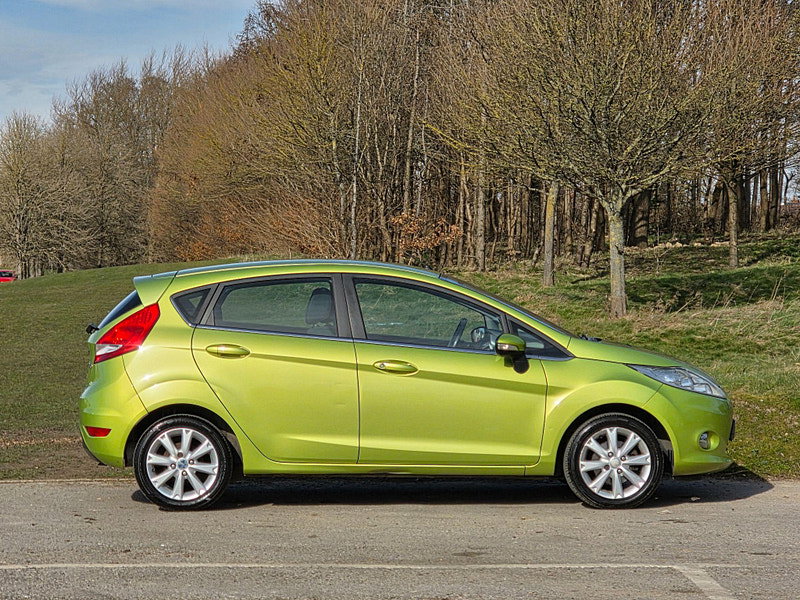 Ford Fiesta 1.25 Zetec 5dr