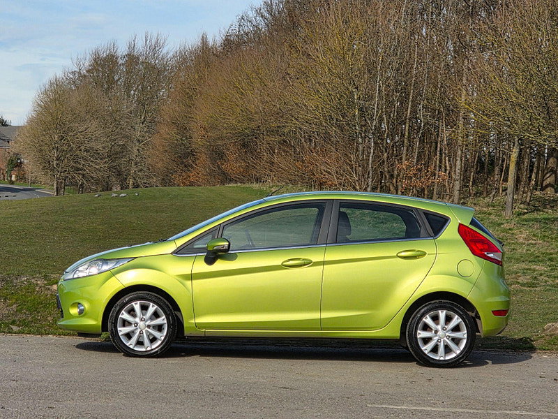 Ford Fiesta 1.25 Zetec 5dr
