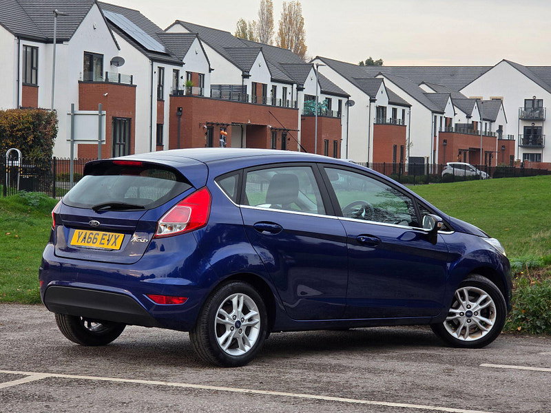 Ford Fiesta 1.25 Zetec Euro 6 5dr