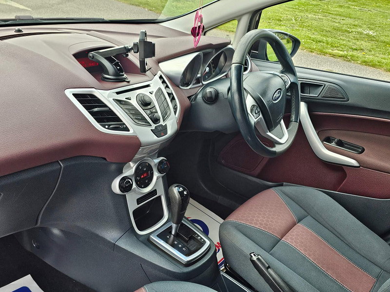 Ford Fiesta 1.4 Titanium 5dr