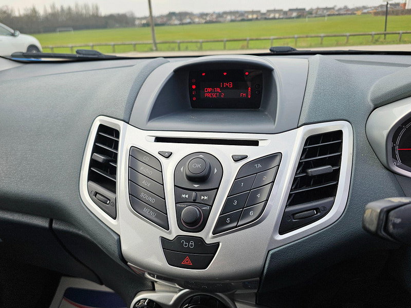 Ford Fiesta 1.4 Zetec 5dr