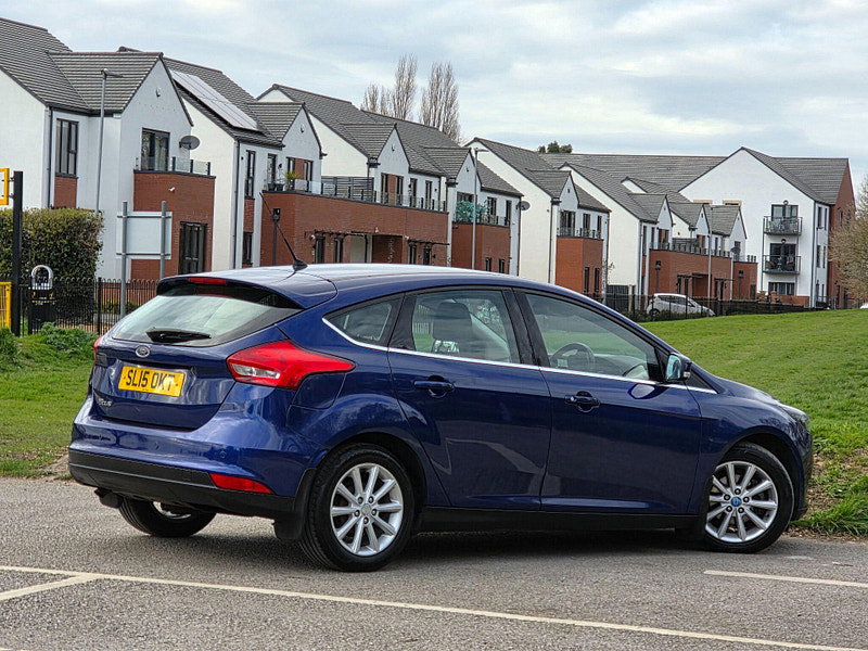 Ford Focus 1.6 TDCi Titanium Euro 5 (s/s) 5dr