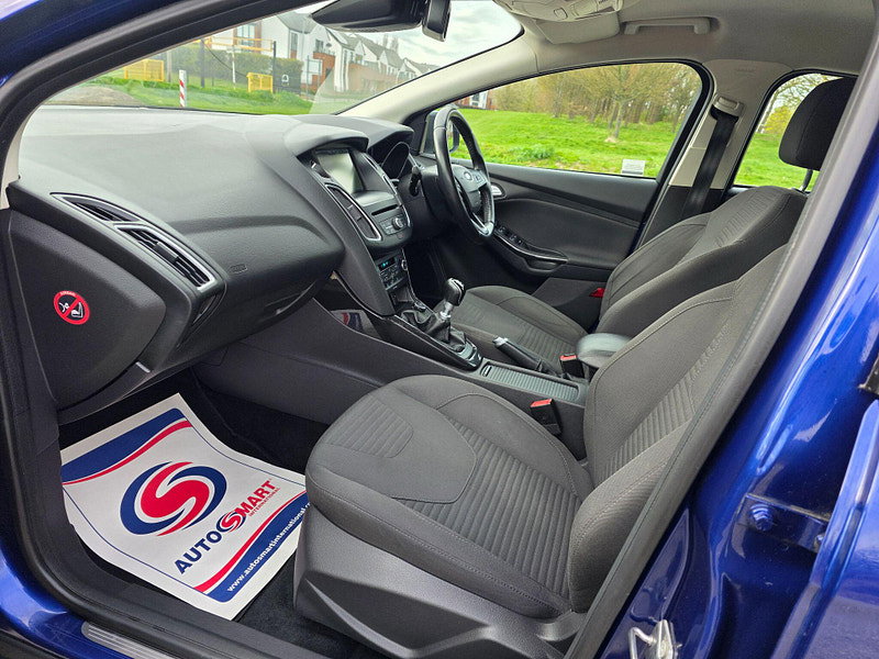 Ford Focus 1.6 TDCi Titanium Euro 5 (s/s) 5dr
