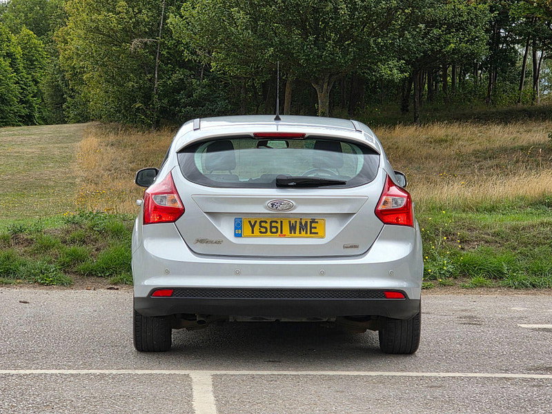 Ford Focus 1.6 TDCi Zetec Euro 5 (s/s) 5dr