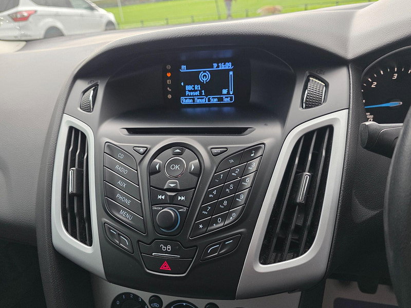 Ford Focus 1.6 TDCi Zetec Euro 5 (s/s) 5dr