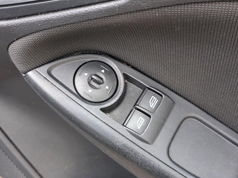 Ford Focus 1.6 TDCi Zetec Euro 5 (s/s) 5dr