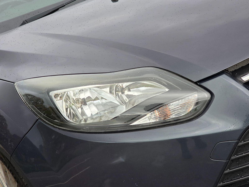 Ford Focus 1.6 TDCi Zetec Euro 5 (s/s) 5dr