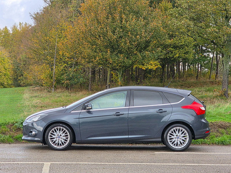 Ford Focus 1.6 TDCi Zetec Euro 5 (s/s) 5dr