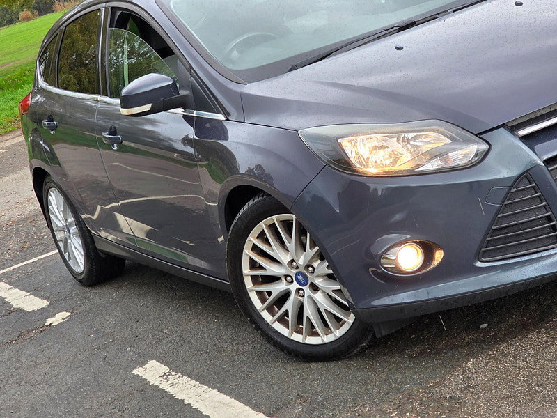 Ford Focus 1.6 TDCi Zetec Euro 5 (s/s) 5dr
