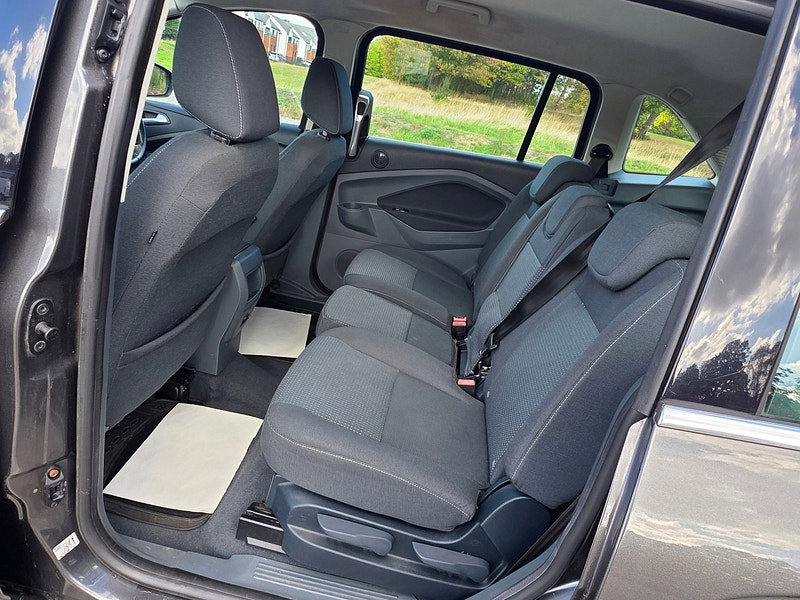 Ford Grand C-Max 1.6 TDCi Zetec MPV 5dr Diesel Manual Euro 5 (115 ps)