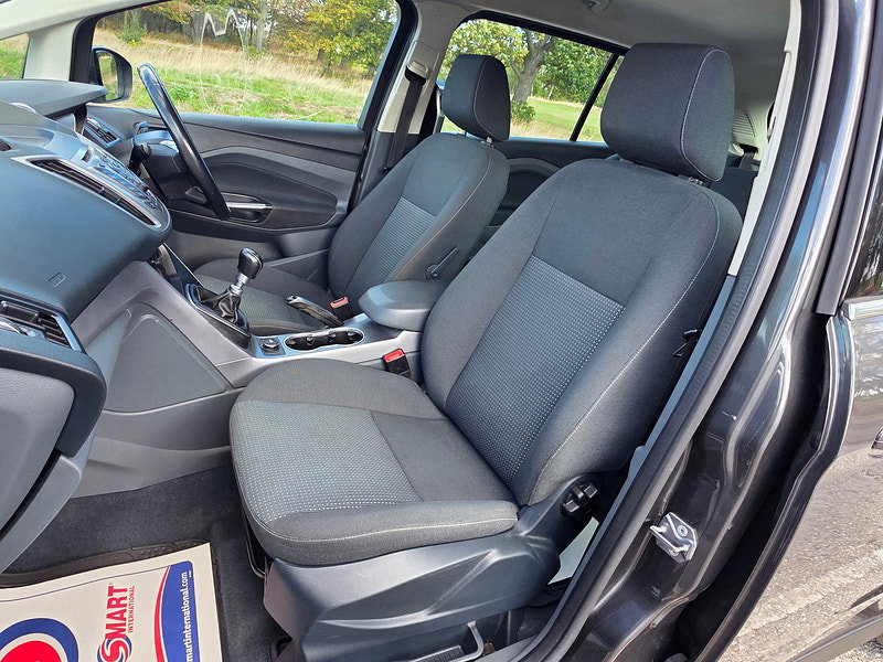 Ford Grand C-Max 1.6 TDCi Zetec MPV 5dr Diesel Manual Euro 5 (115 ps)
