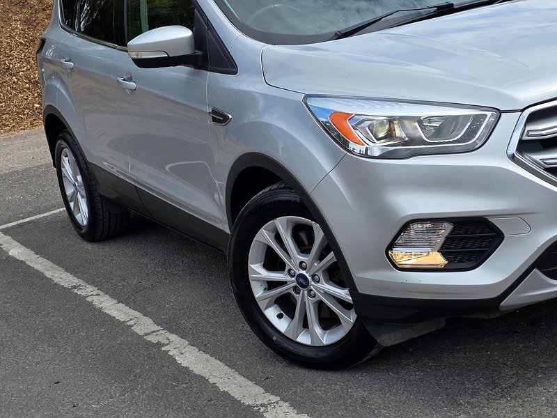 Ford Kuga 2.0 TDCi Titanium SUV 5dr Diesel Manual Euro 6 (s/s) (150 ps)