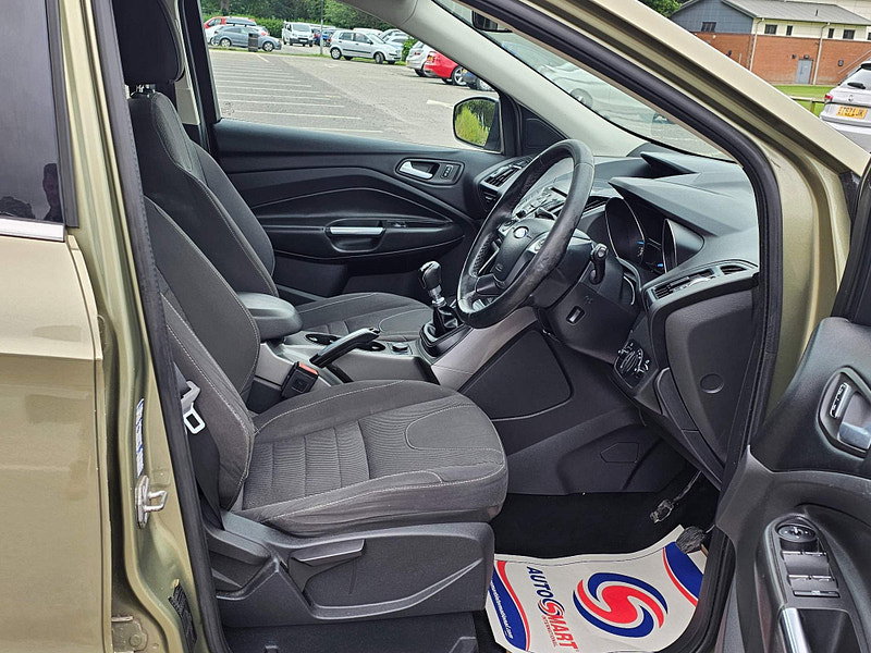Ford Kuga 2.0 TDCi Zetec 2WD Euro 5 5dr