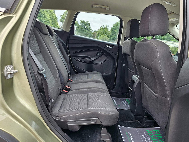 Ford Kuga 2.0 TDCi Zetec 2WD Euro 5 5dr