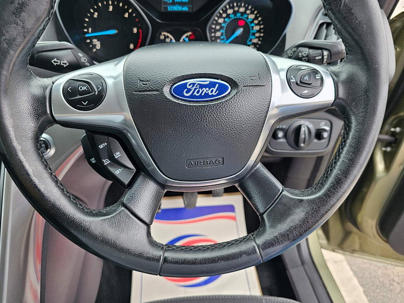 Ford Kuga 2.0 TDCi Zetec 2WD Euro 5 5dr