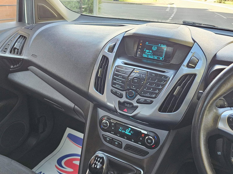 Ford Tourneo Connect 1.6 TDCi Titanium Euro 5 5dr