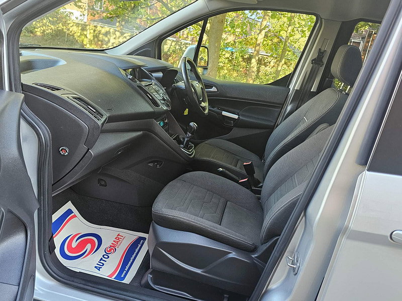 Ford Tourneo Connect 1.6 TDCi Titanium Euro 5 5dr