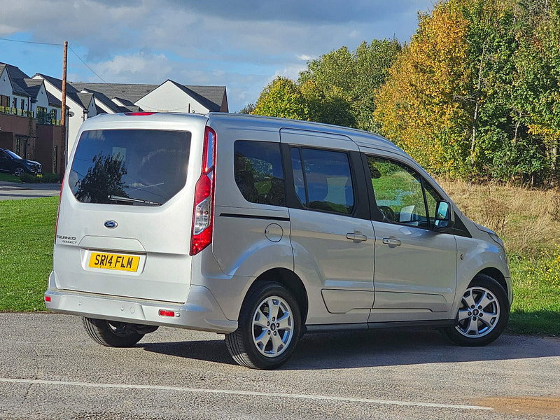Ford Tourneo Connect 1.6 TDCi Titanium Euro 5 5dr