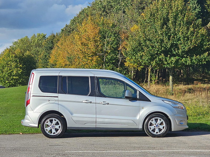 Ford Tourneo Connect 1.6 TDCi Titanium Euro 5 5dr