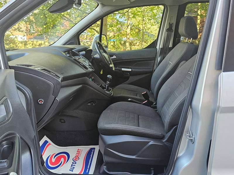 Ford Tourneo Connect 1.6 TDCi Titanium Euro 5 5dr