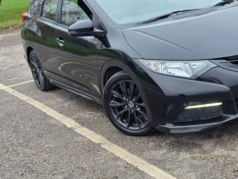 Honda Civic 1.6 i-DTEC Black Edition Tourer Euro 5 (s/s) 5dr