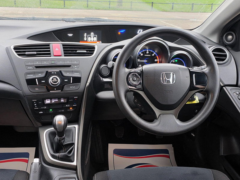Honda Civic 1.6 i-DTEC Black Edition Tourer Euro 5 (s/s) 5dr