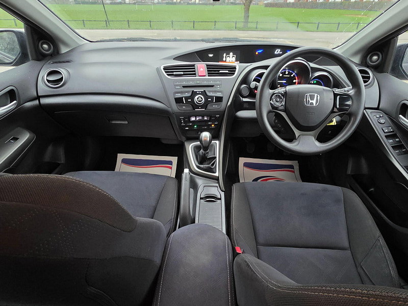 Honda Civic 1.6 i-DTEC Black Edition Tourer Euro 5 (s/s) 5dr