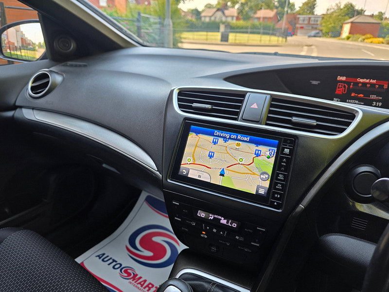 Honda Civic 1.6 i-DTEC Sport (Navi) Hatchback 5dr Diesel Manual Euro 5 (s/s) (120 ps)