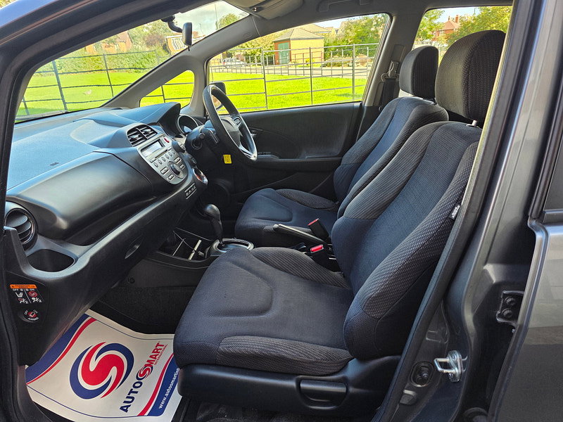 Honda Jazz 1.4 i-VTEC ES Hatchback 5dr Petrol CVT Euro 5 (99 ps)