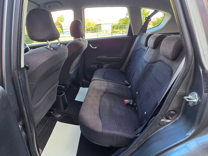 Honda Jazz 1.4 i-VTEC ES Hatchback 5dr Petrol CVT Euro 5 (99 ps)