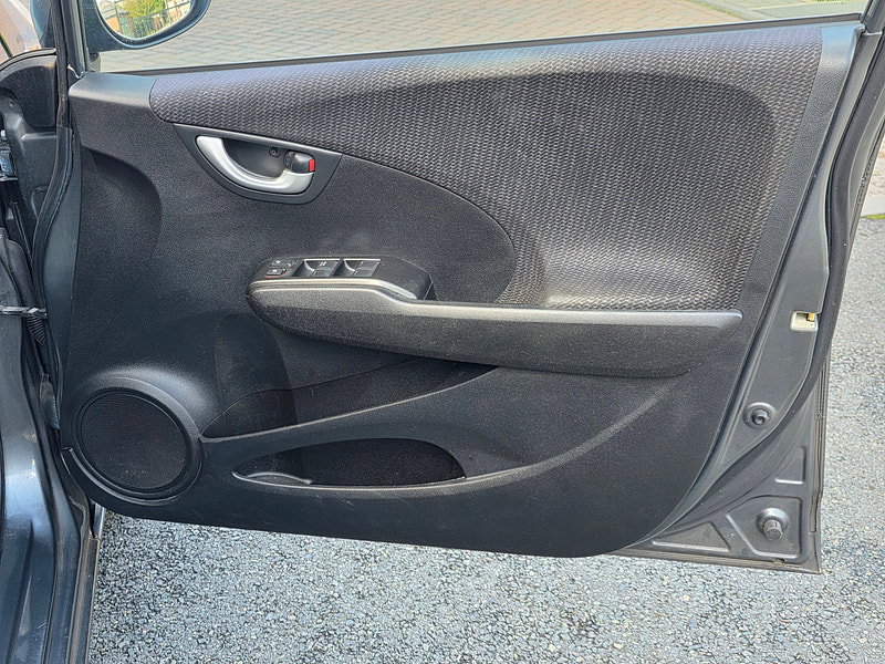 Honda Jazz 1.4 i-VTEC ES Hatchback 5dr Petrol CVT Euro 5 (99 ps)