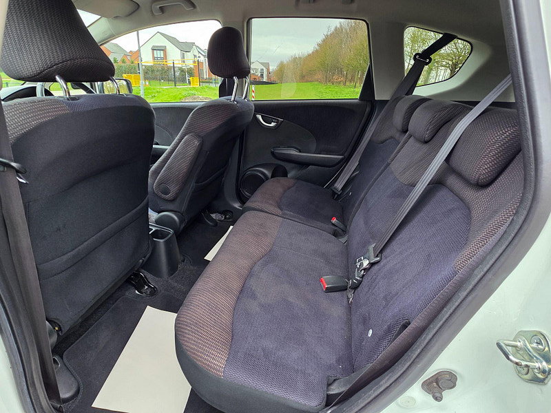Honda Jazz 1.4 i-VTEC ES Plus Euro 5 5dr
