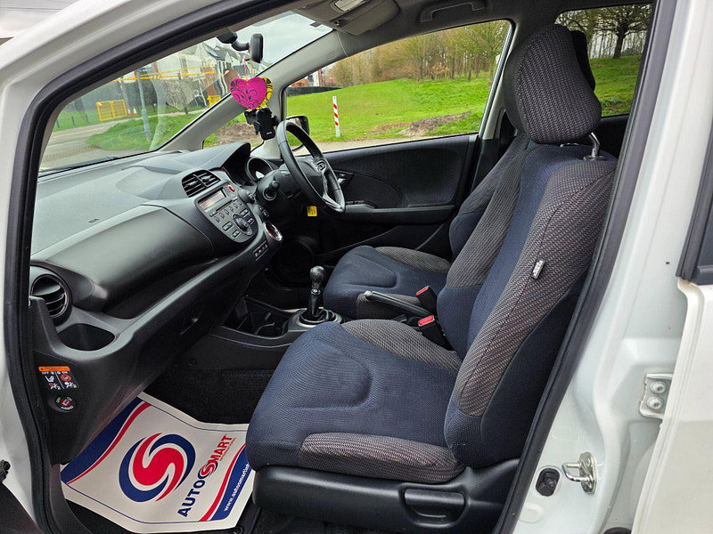 Honda Jazz 1.4 i-VTEC ES Plus Euro 5 5dr