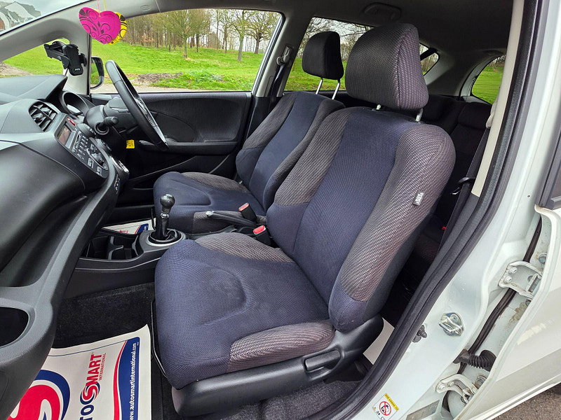 Honda Jazz 1.4 i-VTEC ES Plus Euro 5 5dr