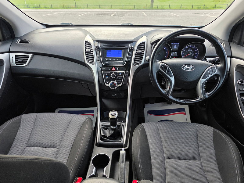 Hyundai I30 1.6 CRDi Blue Drive SE Hatchback 5dr Diesel Manual Euro 6 (s/s) (110 ps)