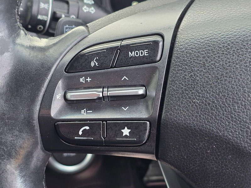 Hyundai Kona 64kWh Premium Auto 5dr (10.5kW Charger)