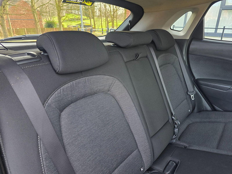 Hyundai Kona 64kWh Premium Auto 5dr (10.5kW Charger)