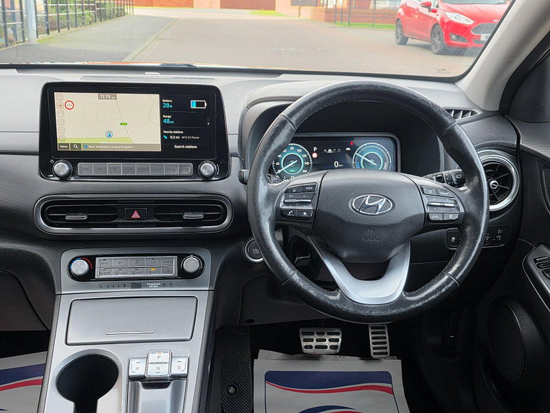 Hyundai Kona 64kWh Premium Auto 5dr (10.5kW Charger)