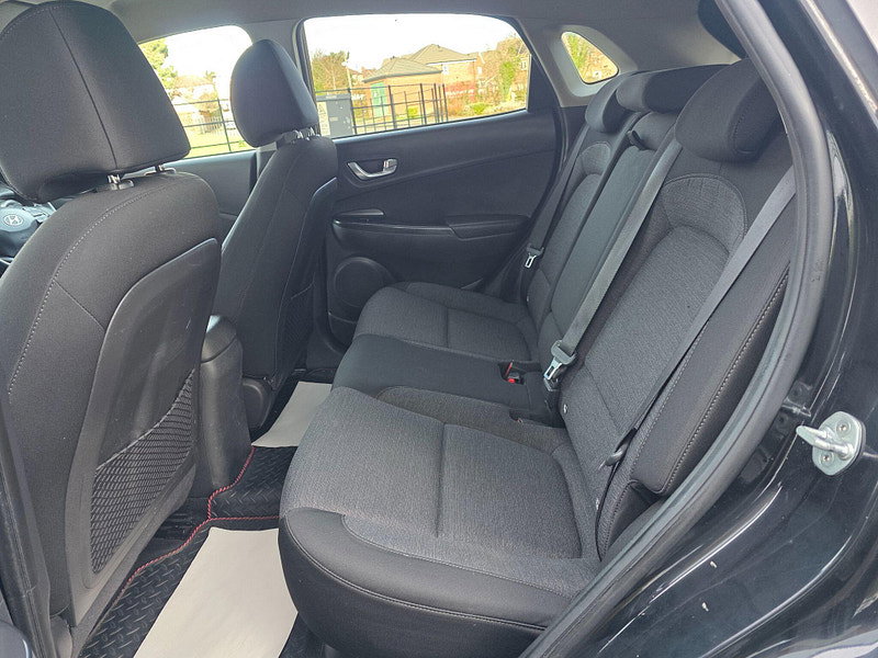 Hyundai Kona 64kWh Premium Auto 5dr (10.5kW Charger)