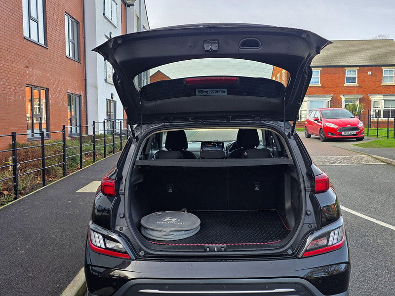 Hyundai Kona 64kWh Premium Auto 5dr (10.5kW Charger)