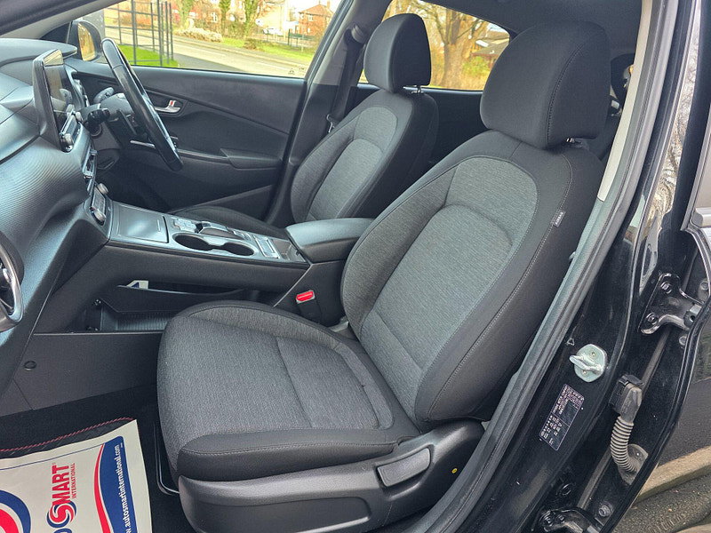 Hyundai Kona 64kWh Premium Auto 5dr (10.5kW Charger)