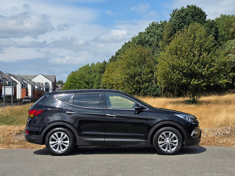 Hyundai Santa Fe 2.2 CRDi Blue Drive Premium SUV 5dr Diesel Manual 4WD Euro 6 (s/s) (7 Seat) (200 ps)
