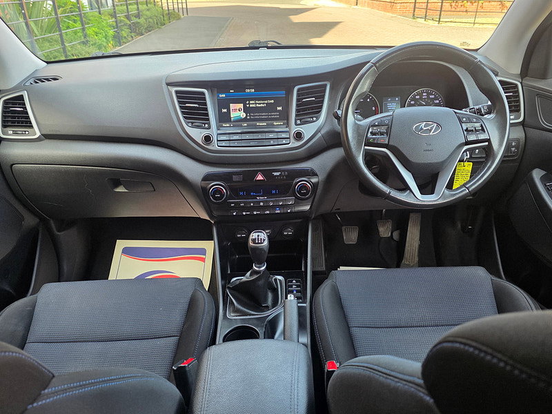 Hyundai Tucson 1.7 CRDi Blue Drive SE Nav SUV 5dr Diesel Manual Euro 6 (s/s) (116 ps)